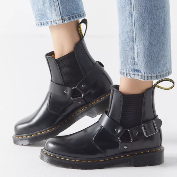 Dr. Martens Wincox Boots Black - Picture 4 of 10